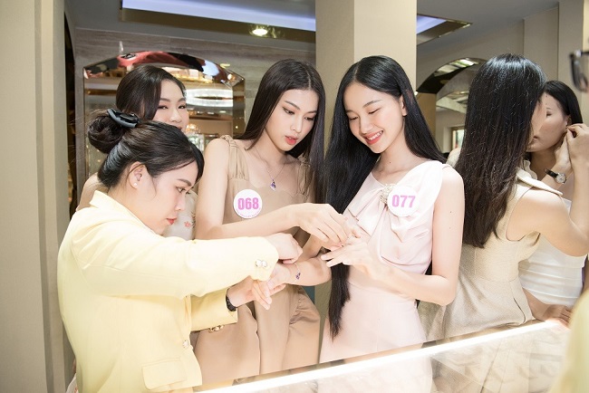 IJC nhà tài trợ trang sức đá quý Hoa Hậu Việt Nam 2020