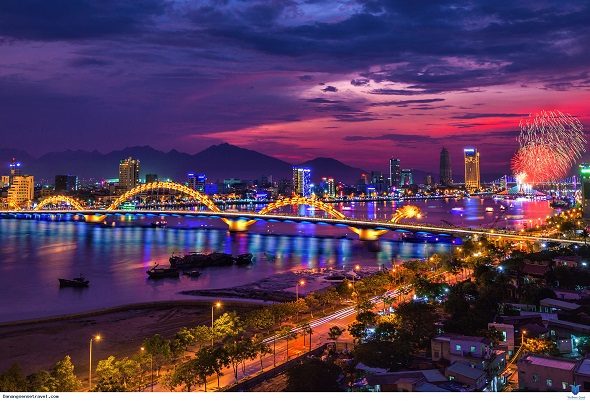 Thành phố Đà nẵng về đêm